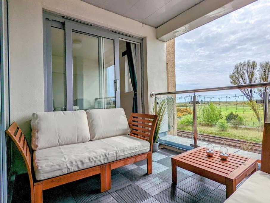 Beautiful 2 Bedroom Flat Overlooking Golf Course Carnoustie Εξωτερικό φωτογραφία
